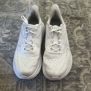 Men’s white Clifton 9 Hoka running shoes